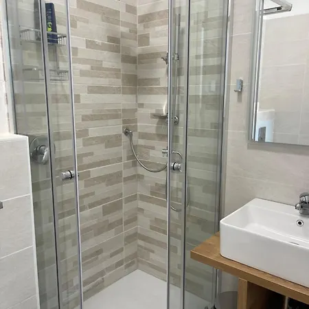 Tempora Bed & Breakfast 4*